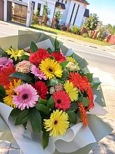 Букет цветов из:  Герберы #REPLACE_PRED# Камызяке